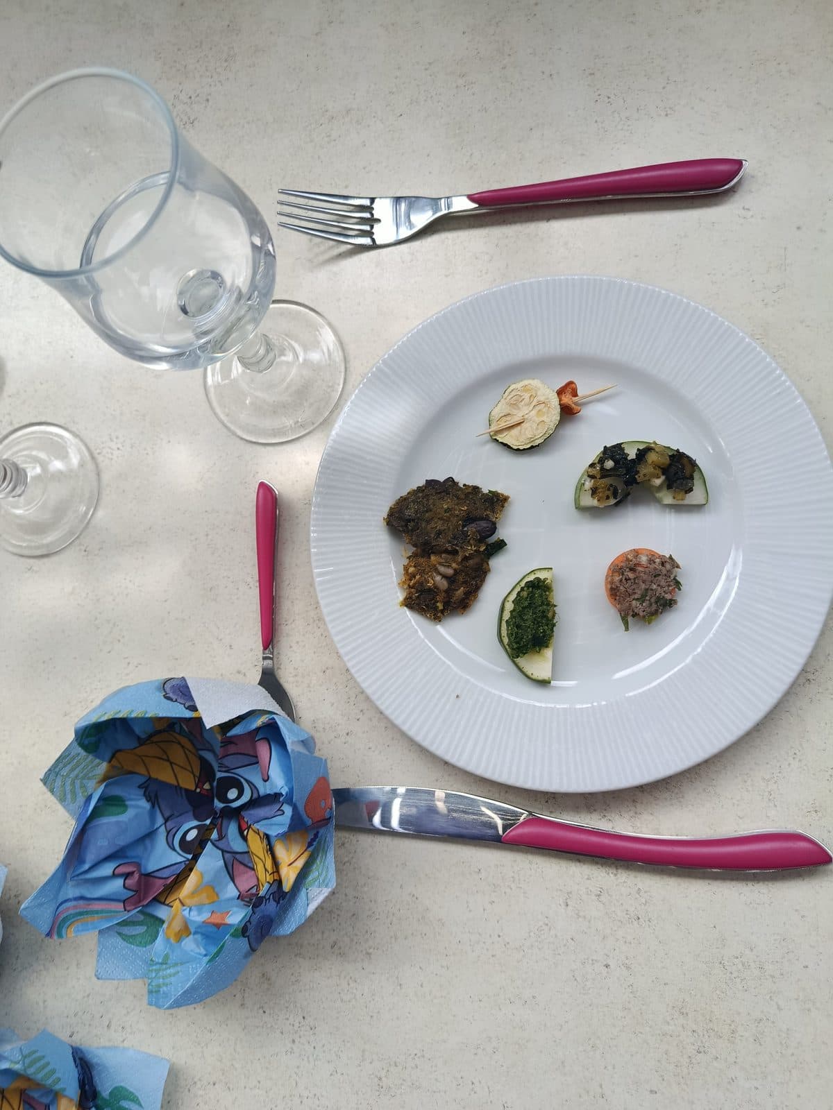 Le repas de reprise après le jeûne, entrée, plat et dessert